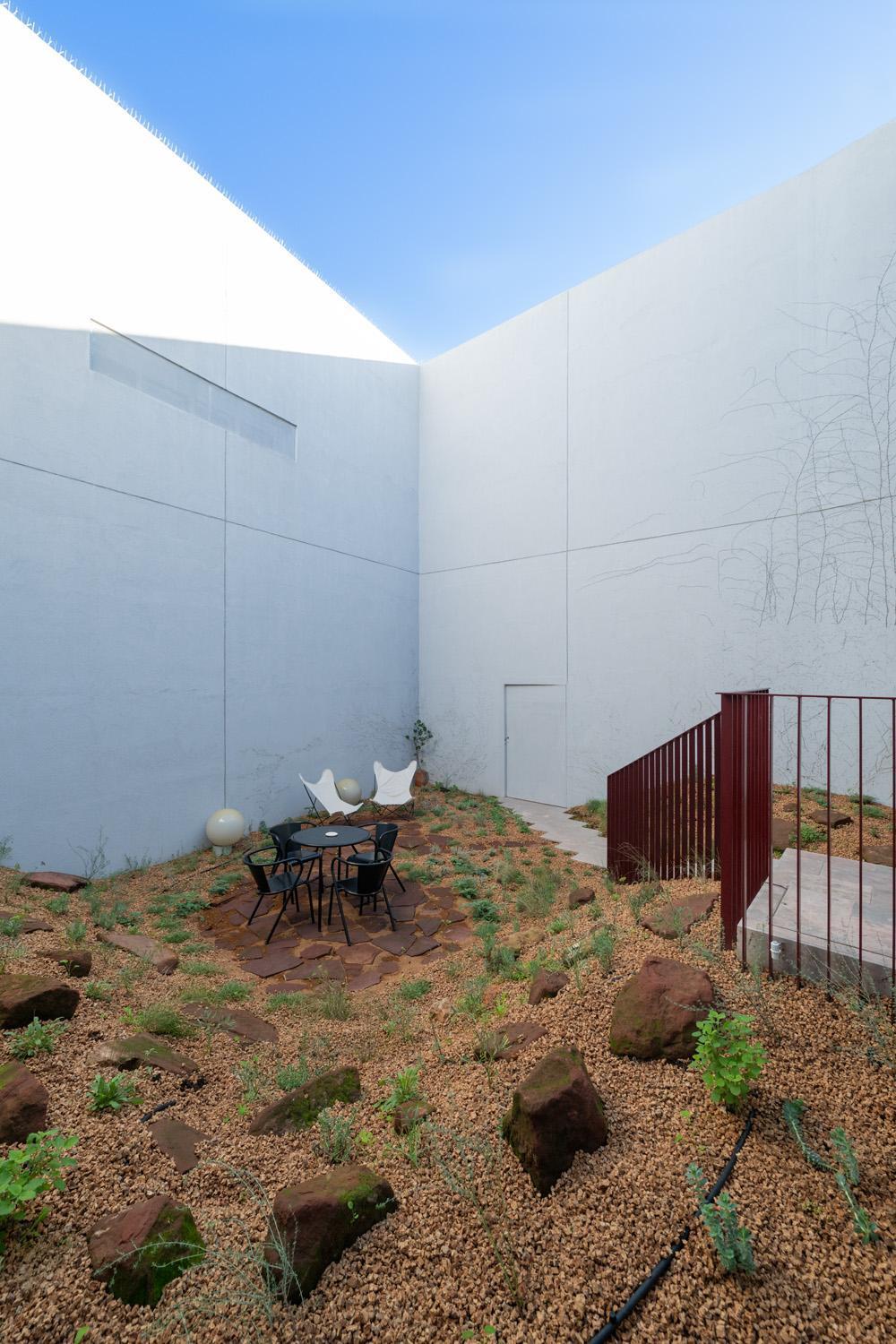 Apartment The Modernist *