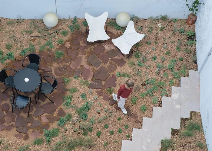 The Modernist, Architecture Experience